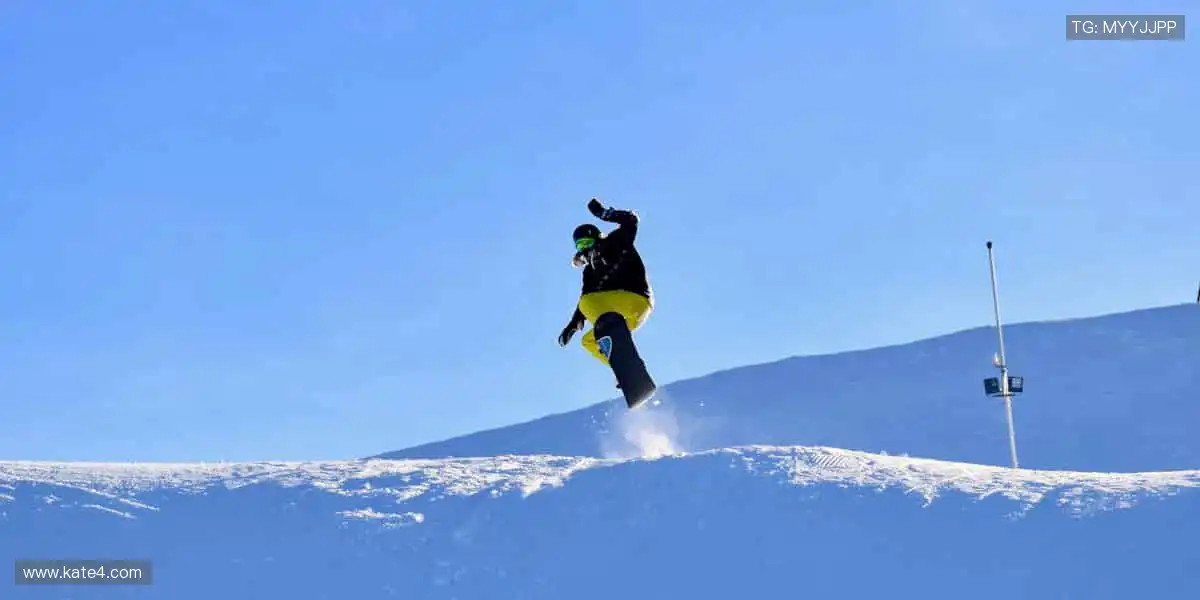 一键开启直播,弹幕互动,和全球球迷一起沸腾💬🌍